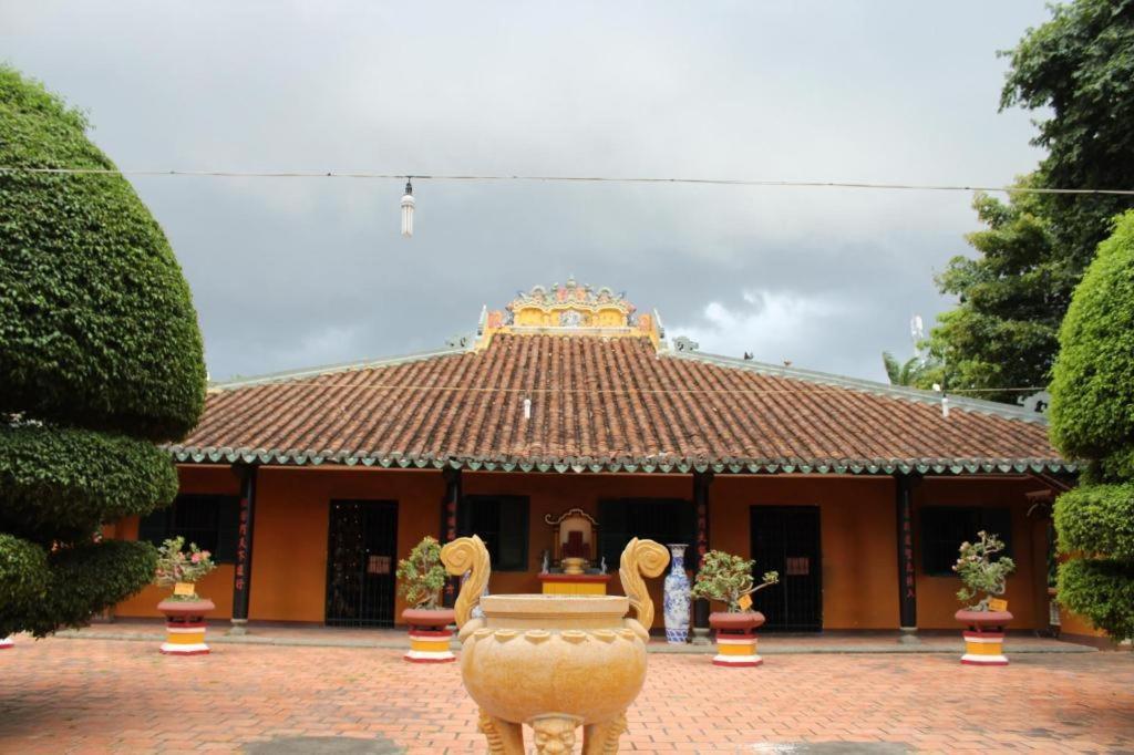 Phuong Linh Hô Chi Minh-Ville